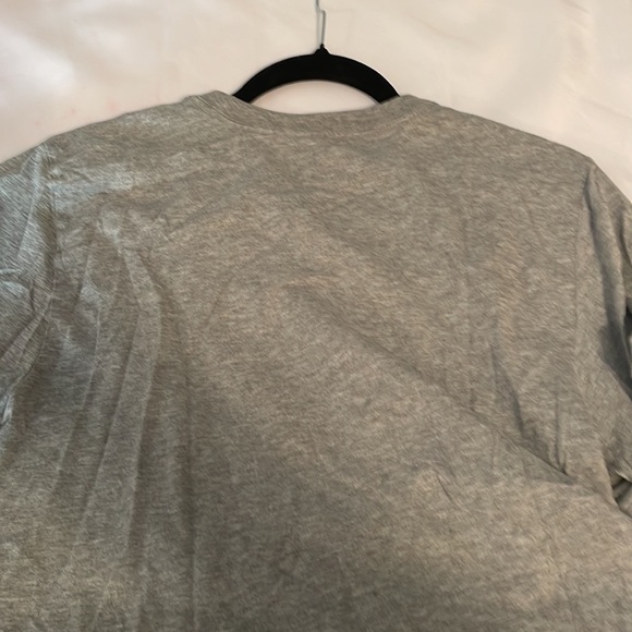 Nike Women’s T-shirt Small gray peach symbol tee good condition regular fit - Picture 4 of 4
